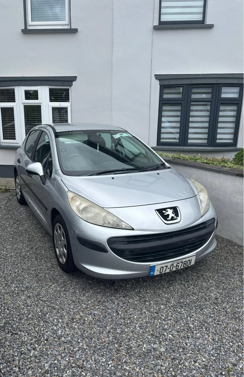 Peugeot 207 - Image 1