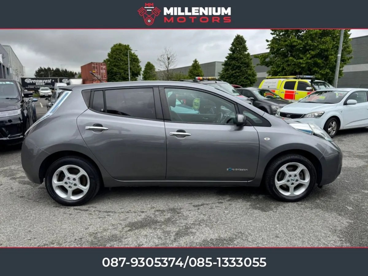 Nissan Leaf 2013  top Spec - Image 2