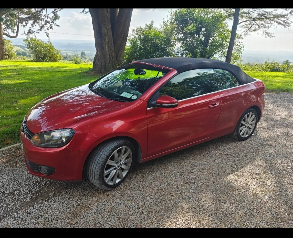 2011 VW Golf Convertible - Image 3