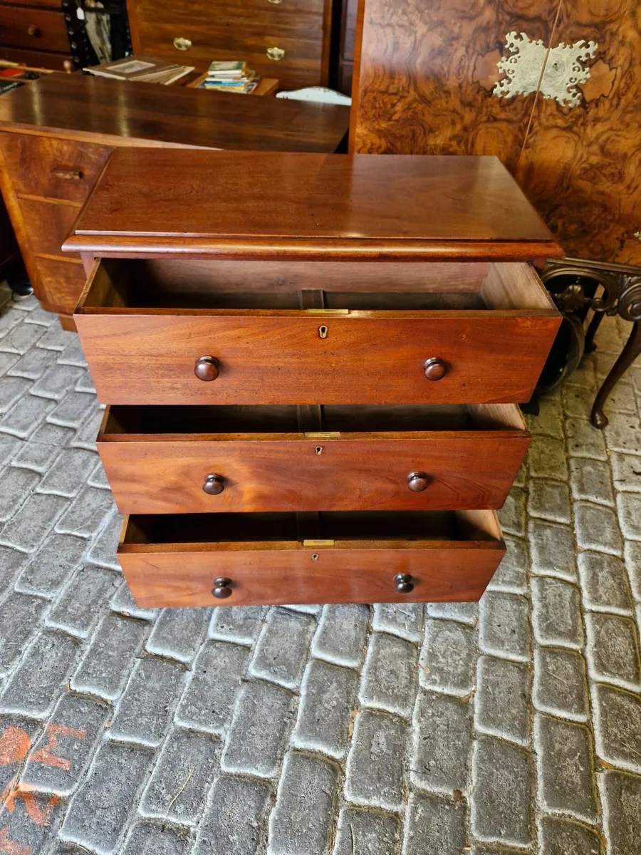 Chest - Image 3