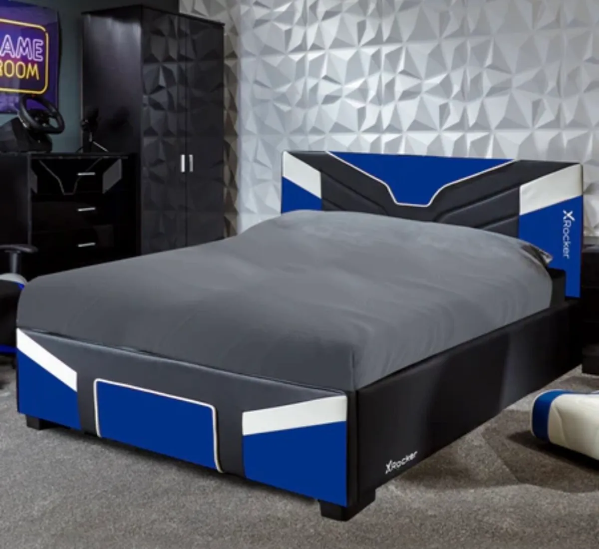 Bed frame - Image 1
