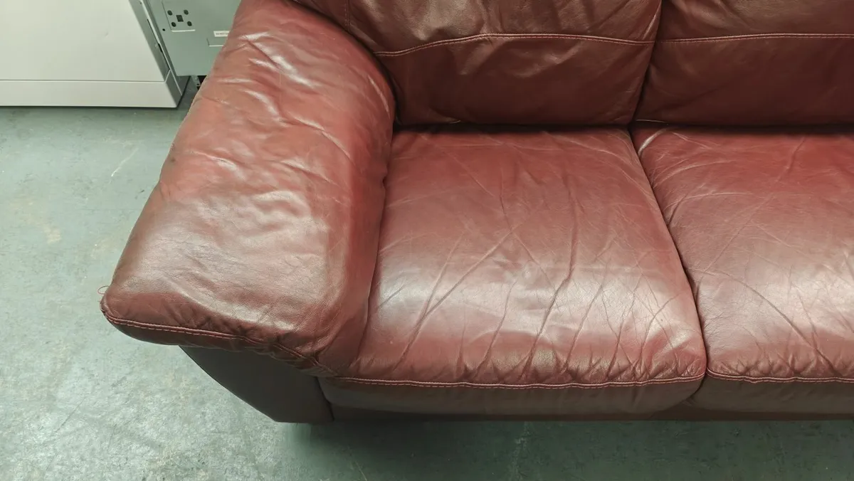 2 Seater Wine Leather Sofa - Image 4