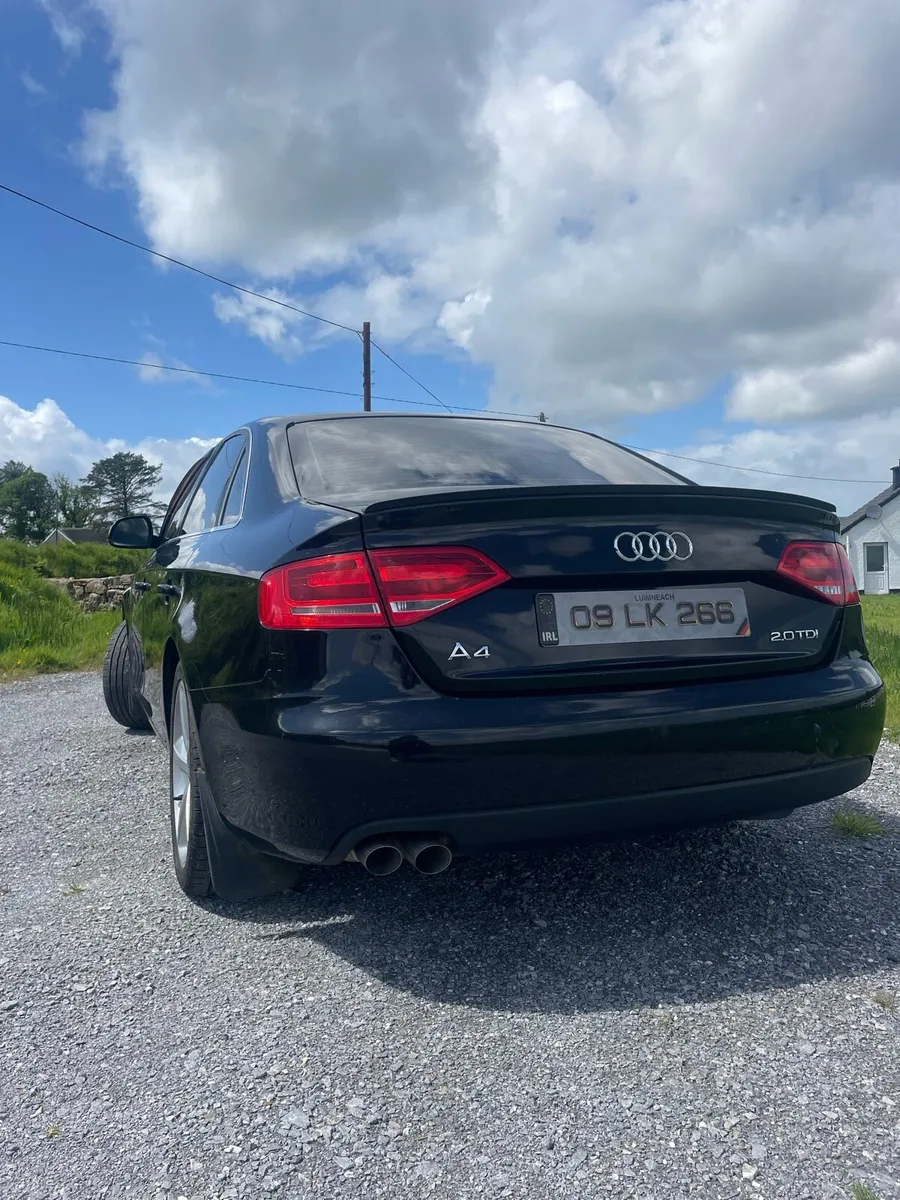 Audi A4 - Image 2