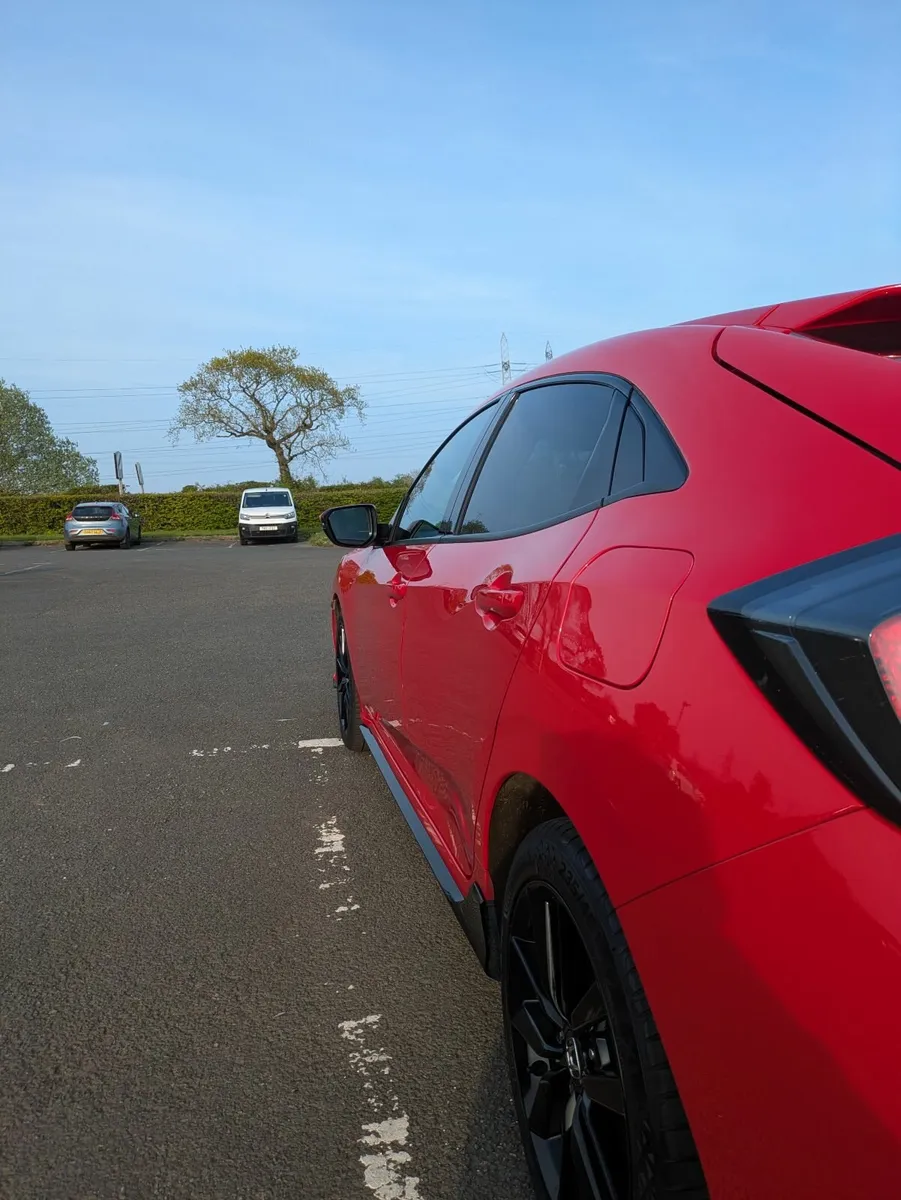 Honda Civic 2021 Sport - Image 2