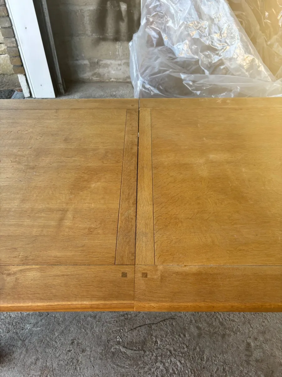 Kitchen table and chairs - Image 3