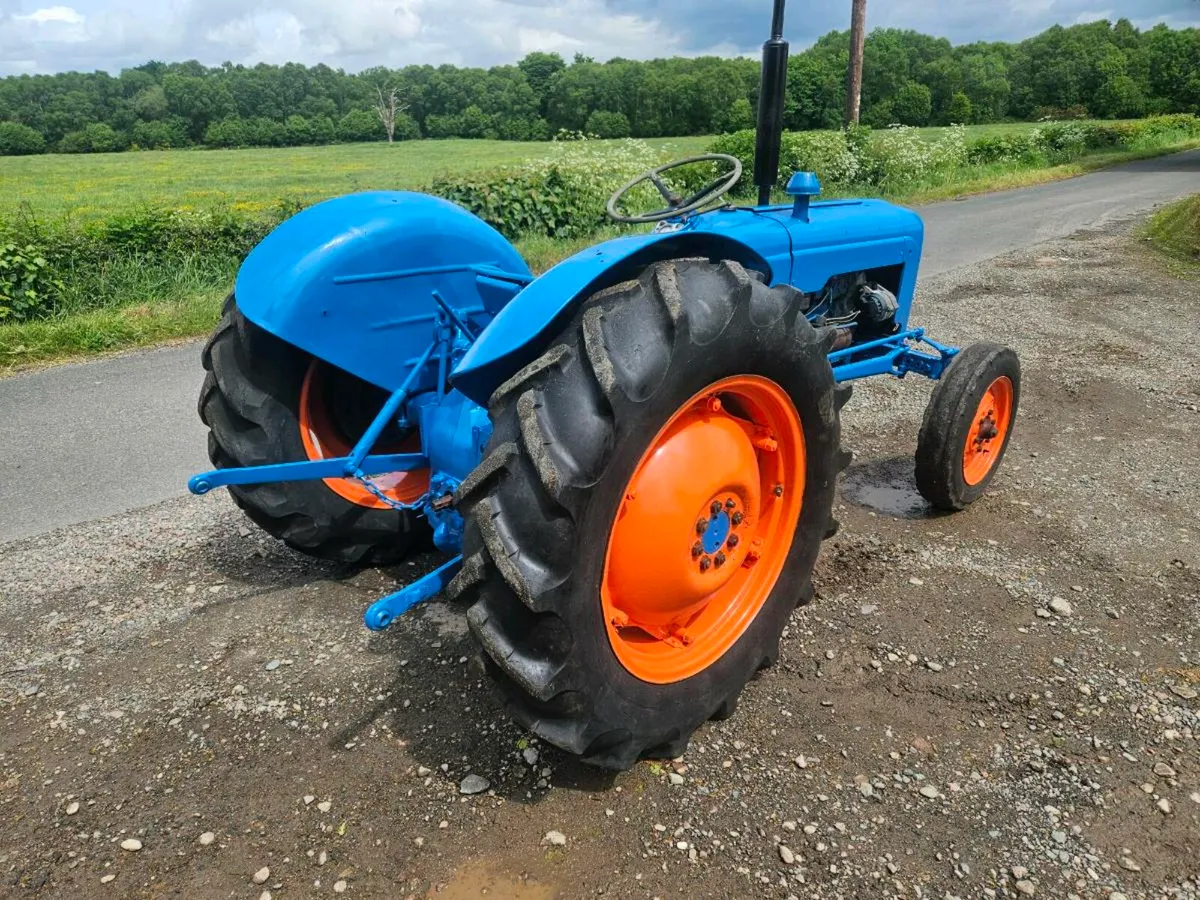 Fordson dexta - Image 3