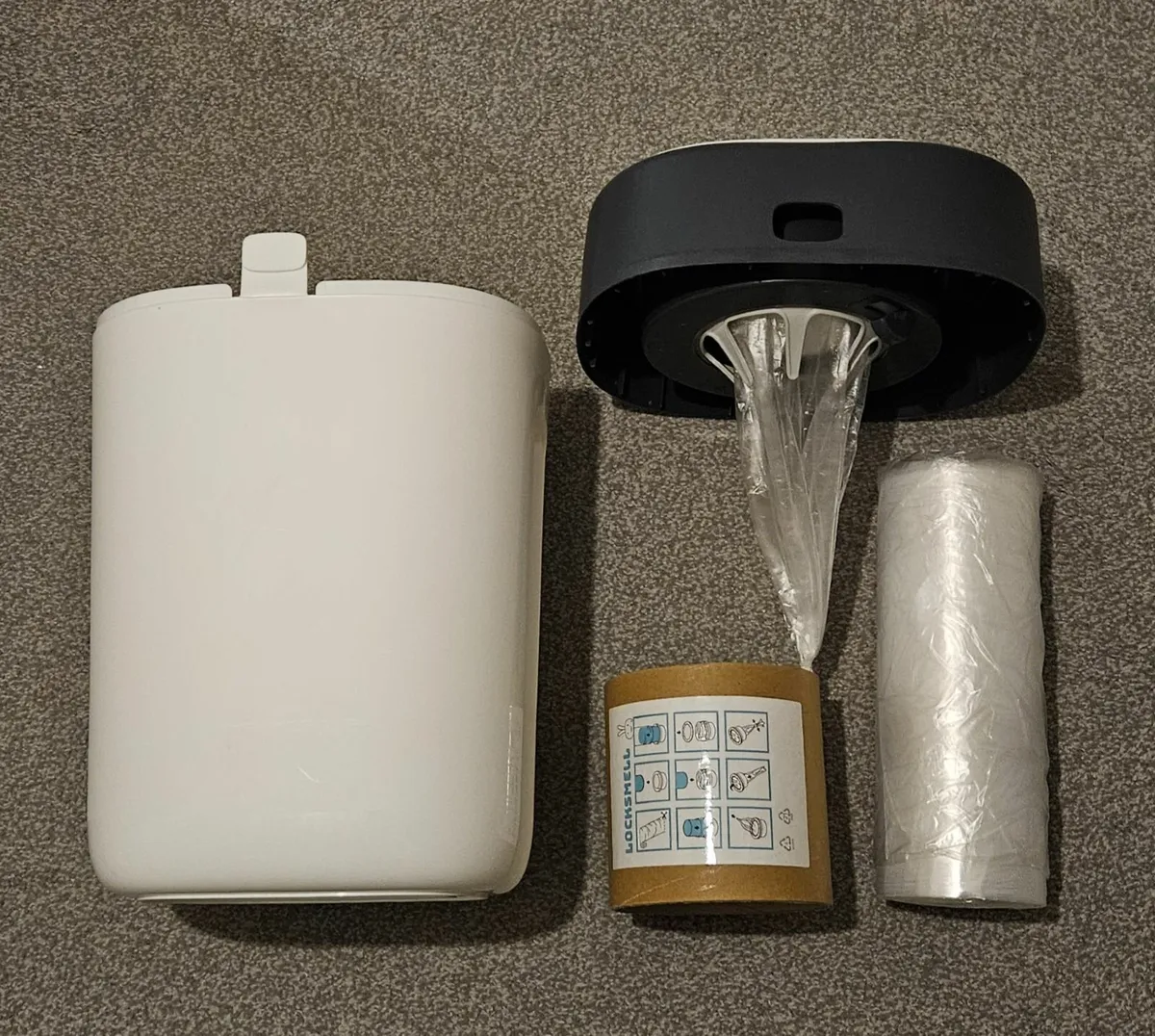 Tommee Tippee Twist & Click Advanced Nappy Bin & N - Image 1