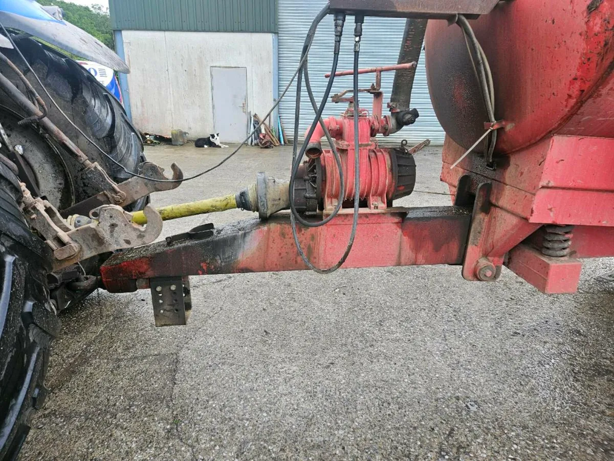 Hi spec 2000gal tank - Image 4