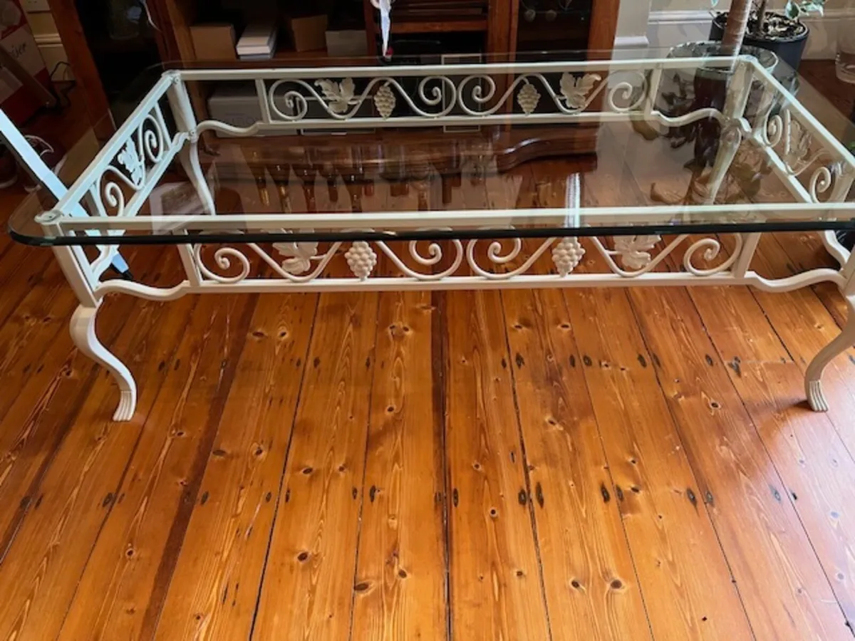 Glass coffee table with cream-painted metal base - Image 2