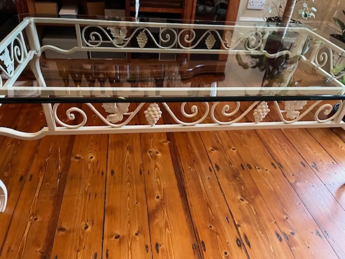 Glass coffee table with cream-painted metal base - Image 4