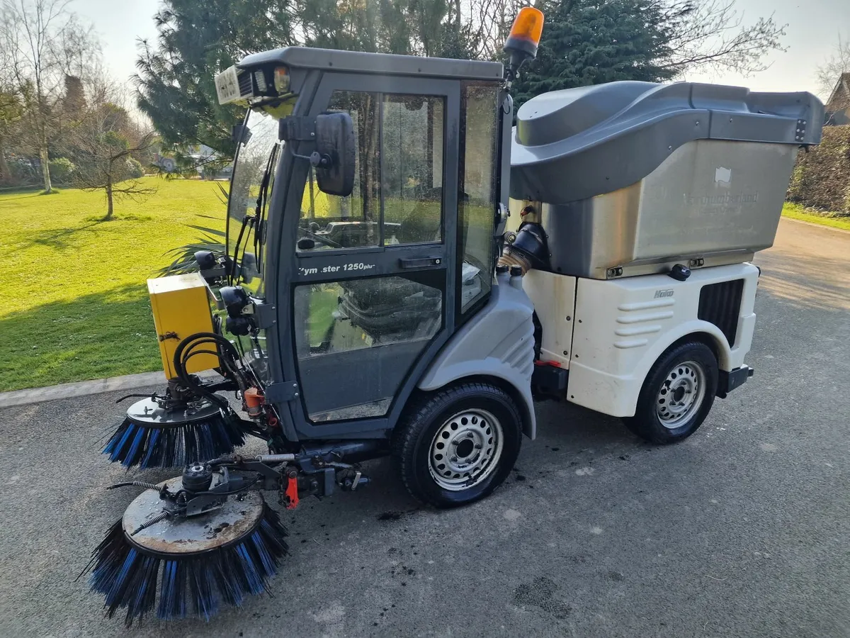 2019 Hako Citymaster Roadsweeper Road Sweeper - Image 1