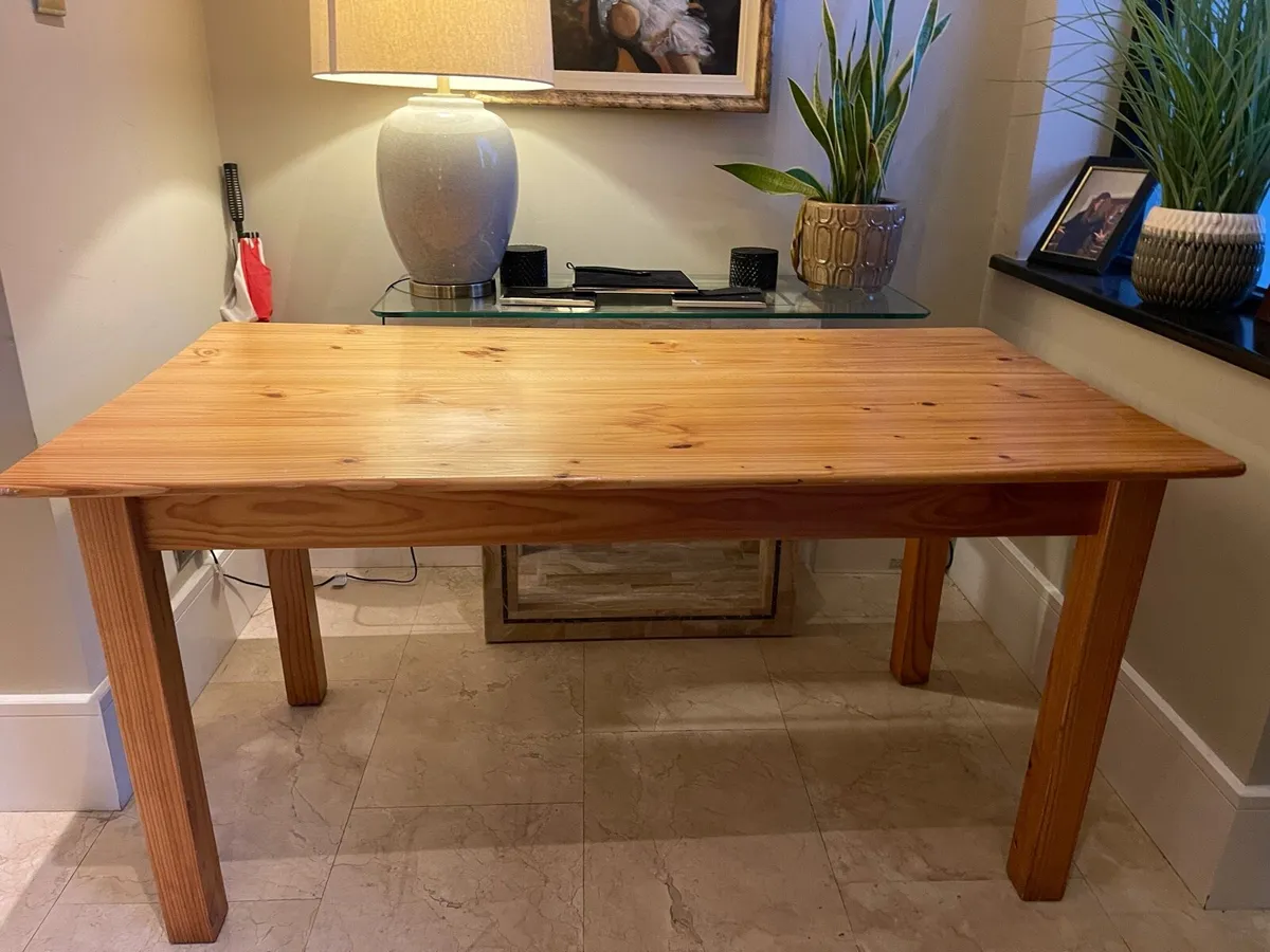 Lovely Kitchen Dining Table - Can Deliver - Image 1