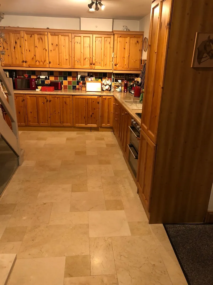 Kitchen - Image 2