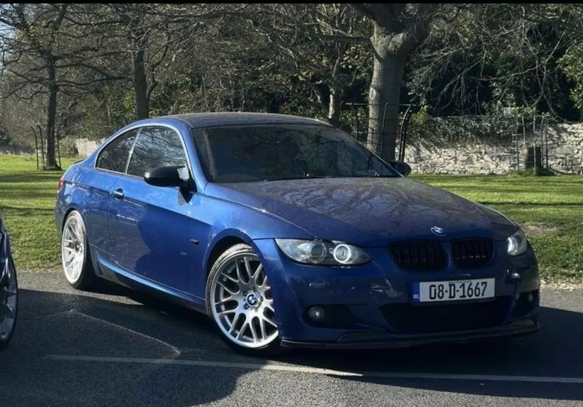 BMW 3-Series Coupe - Image 1