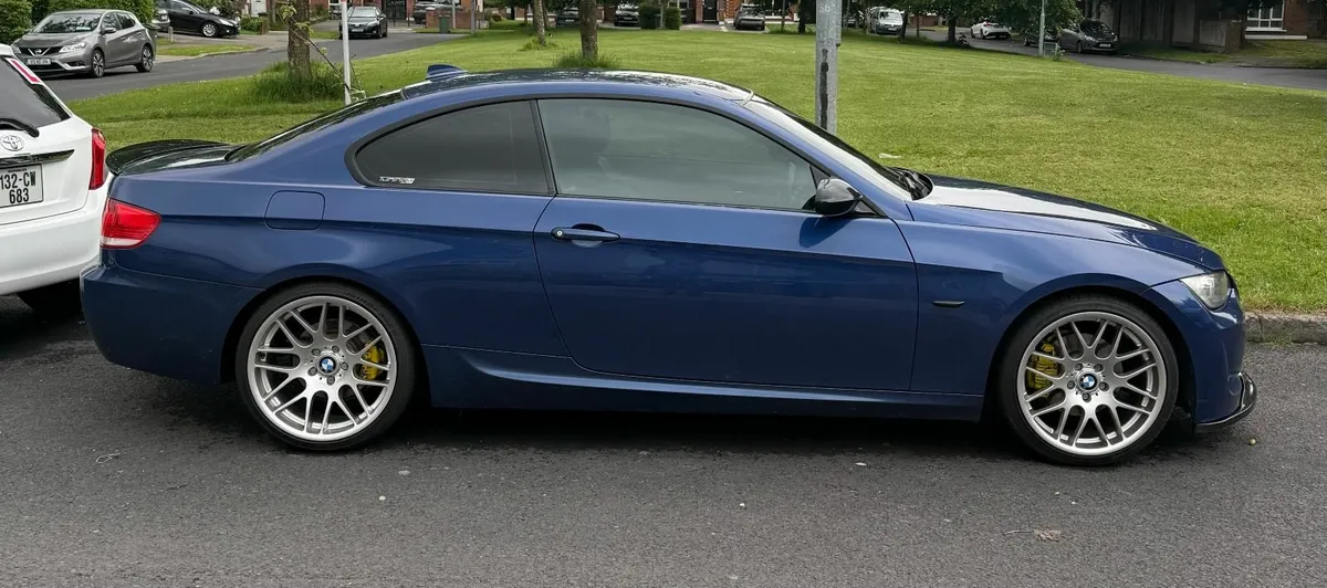 BMW 3-Series Coupe - Image 4