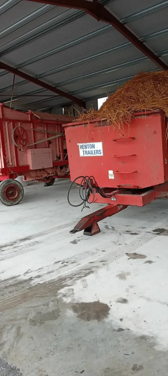 Oaten Straw suitable for thatching - Image 2