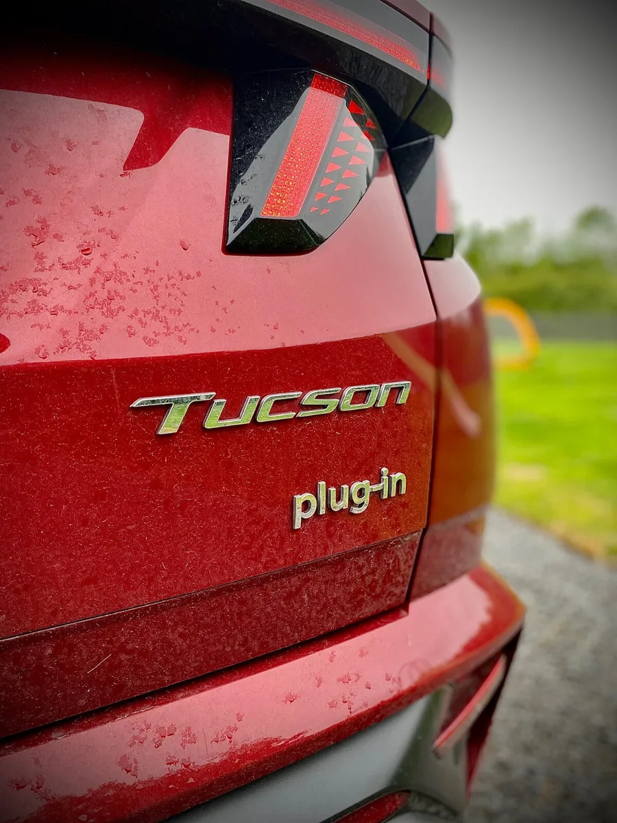NLINE PHEV 265 BHP 2 Tone Tucson - Image 3