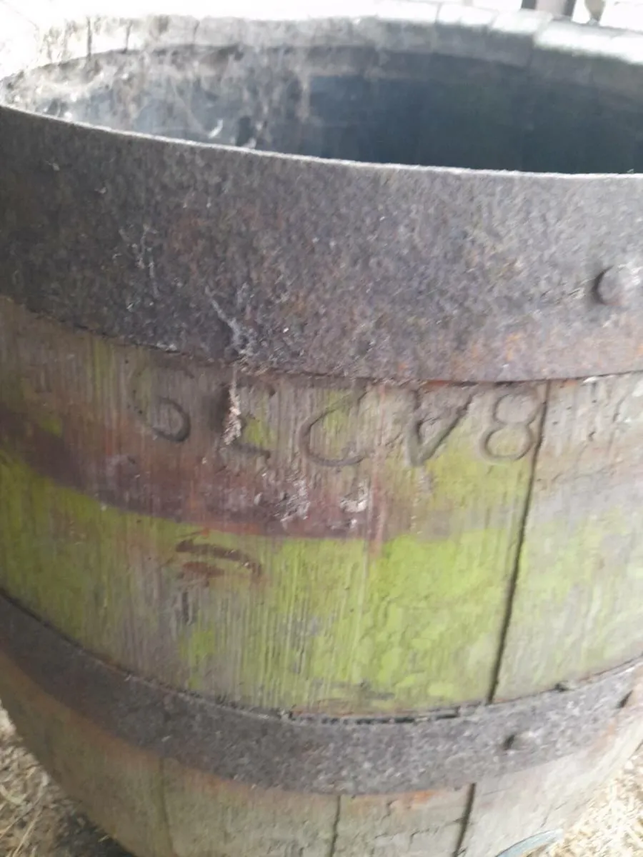 Old Wodden Barrell - Image 4