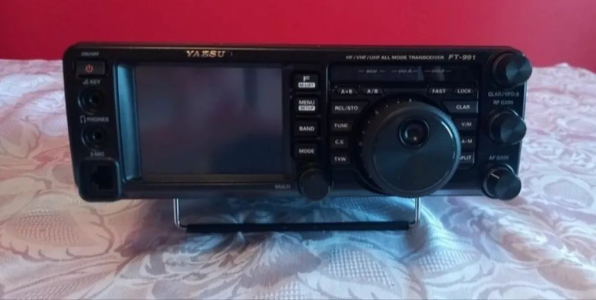 Yaesu FT-991 HF/VHF/UHF Transceiver - Image 2