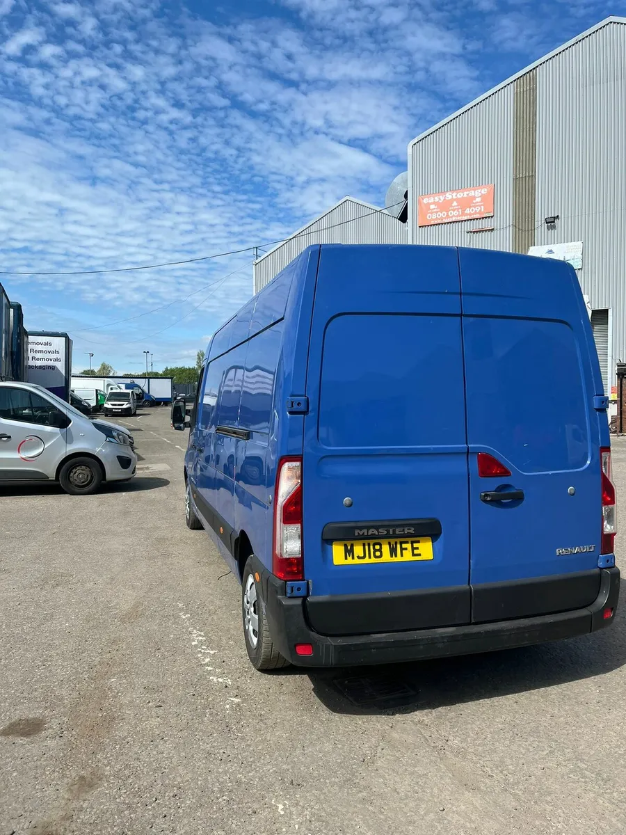 2018 renault master lwb 2.3 145bhp - Image 4