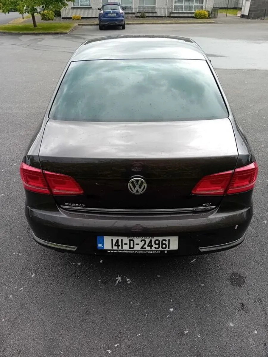 2014 Volkswagen Passat - Image 4