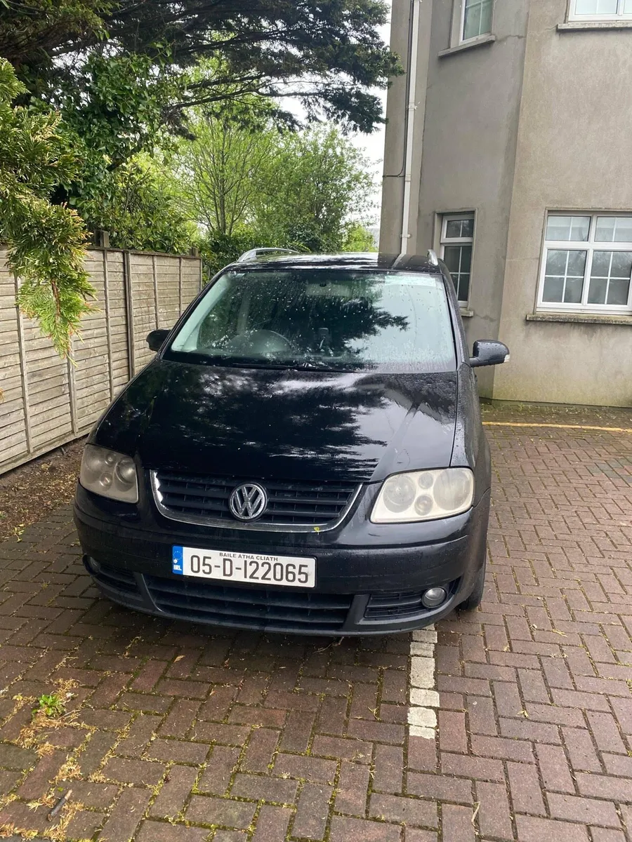 Wv touran 2L tdi automatic 4x4 - Image 1