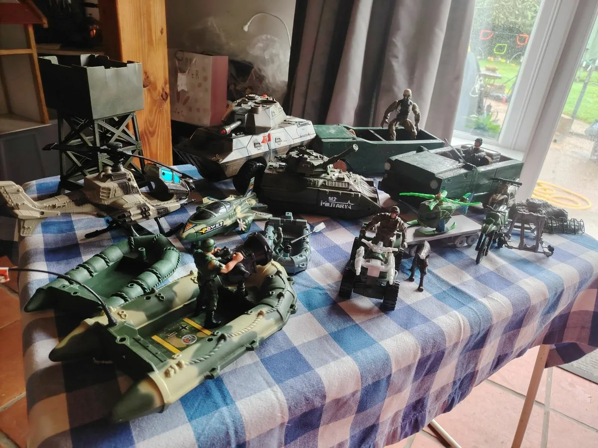 Army toy collection. - Image 4