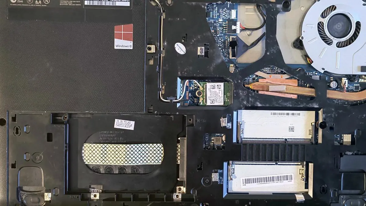 Laptop Lenovo 20351 G50-70 Core i3 not working - Image 4