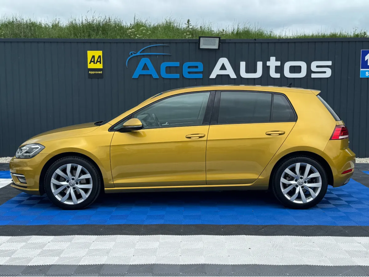 Volkswagen Golf HIGHLINE PRO - 1.4 PETROL - AUTO - - Image 3