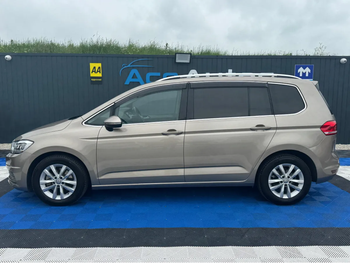 Volkswagen Touran CL - 2.0L DIESEL - AUTO - 7 SEAT - Image 3