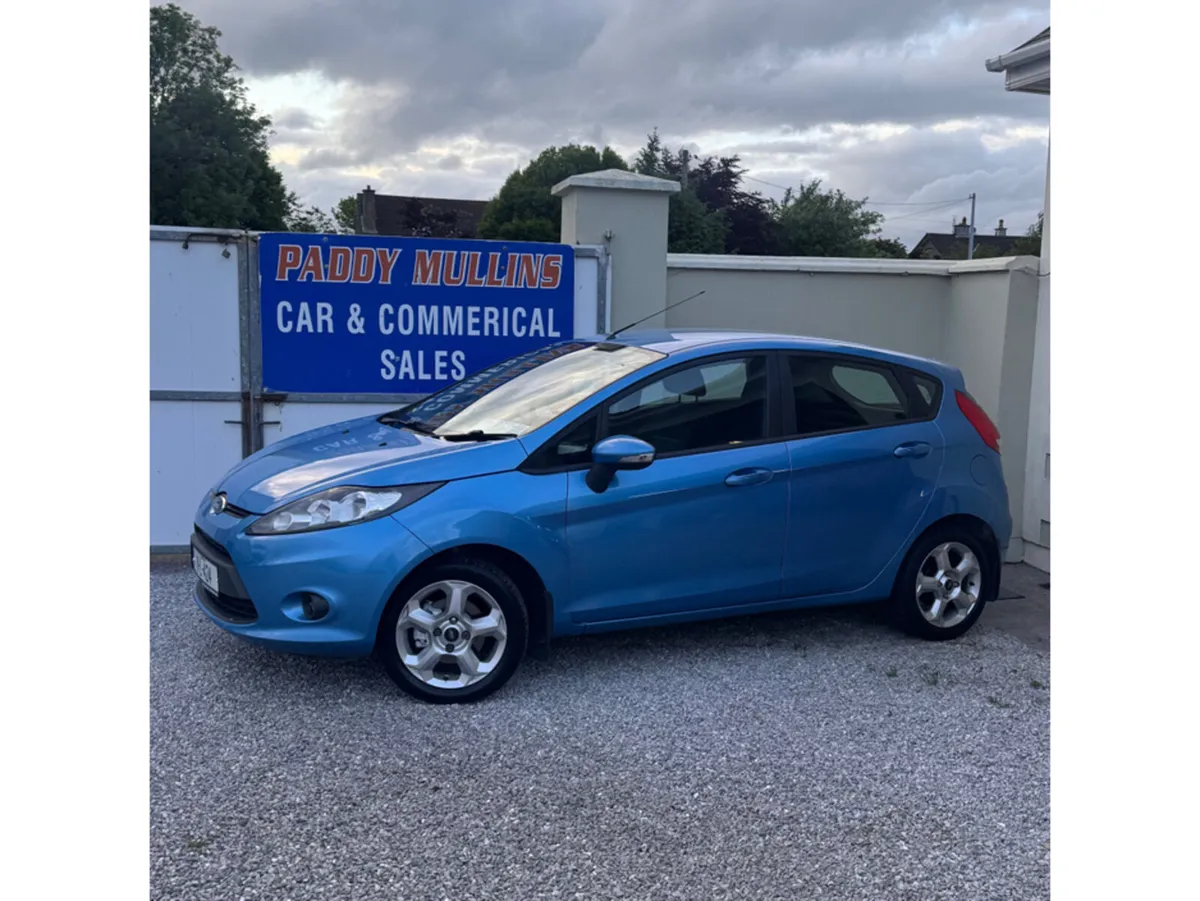 Ford Fiesta 1.25 ONLY 92KMS - Image 4