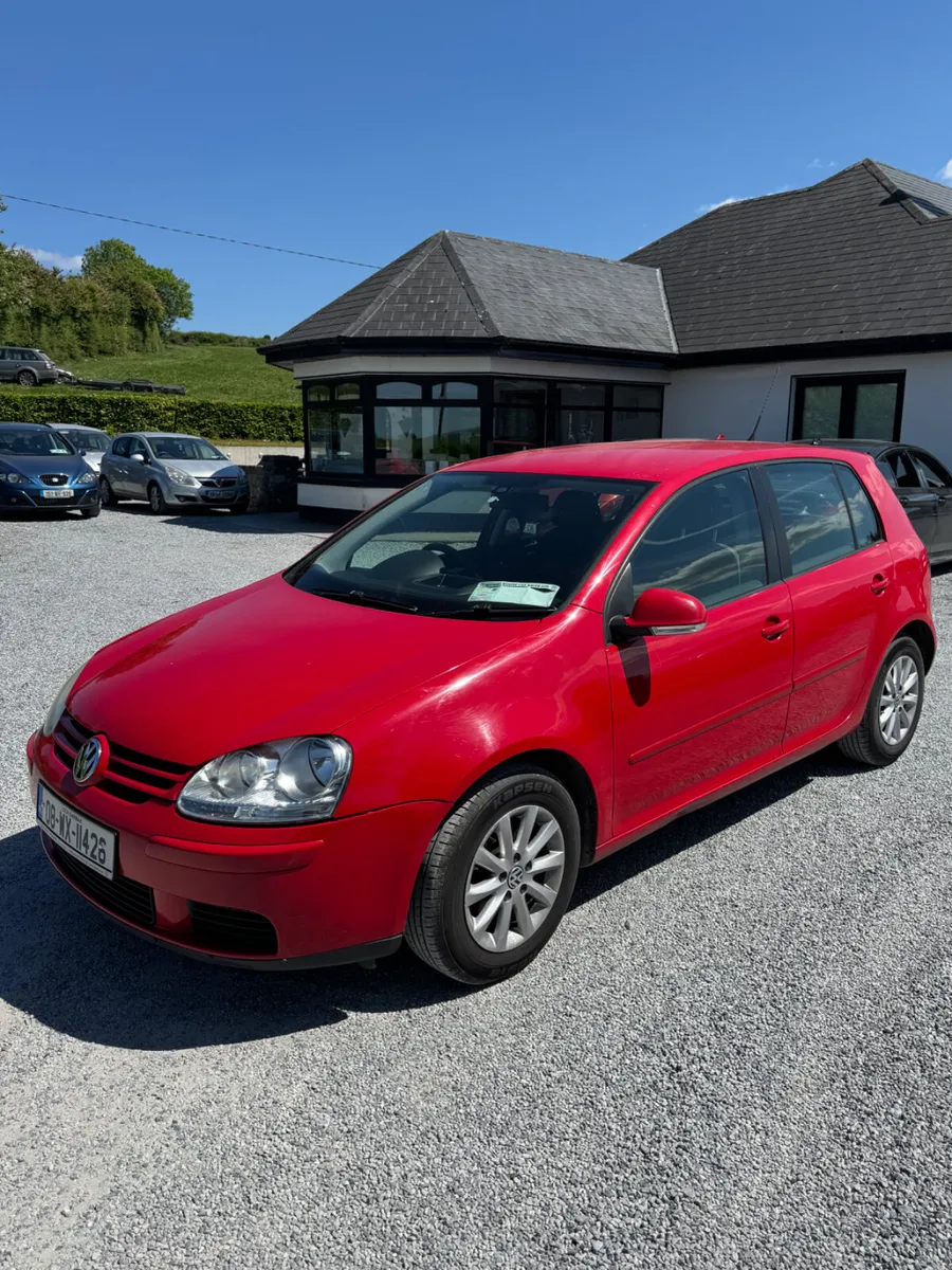 Volkswagen Golf 2008 1.9 diesel - Image 1