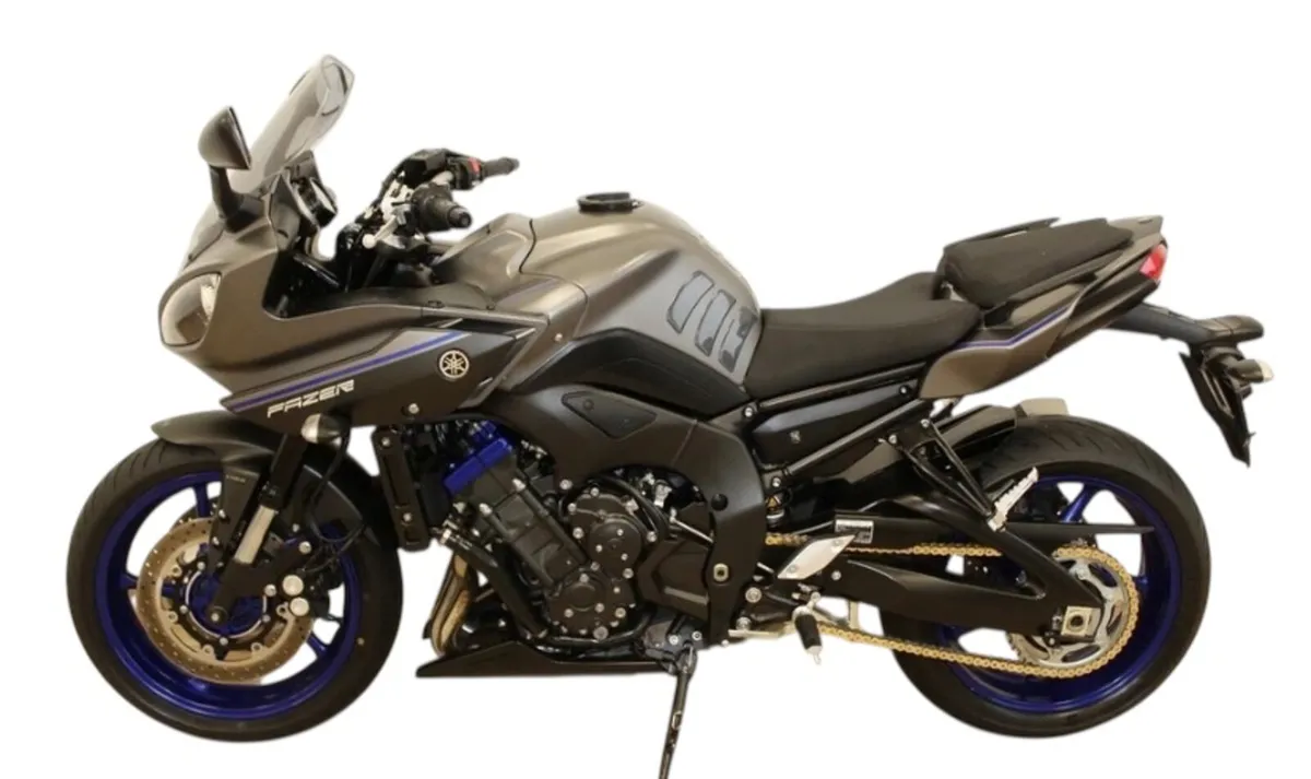 Yamaha FZ8 SilverBlue Edition - Image 4