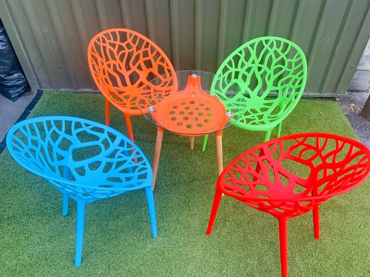 New Funky 5pc Patio Set