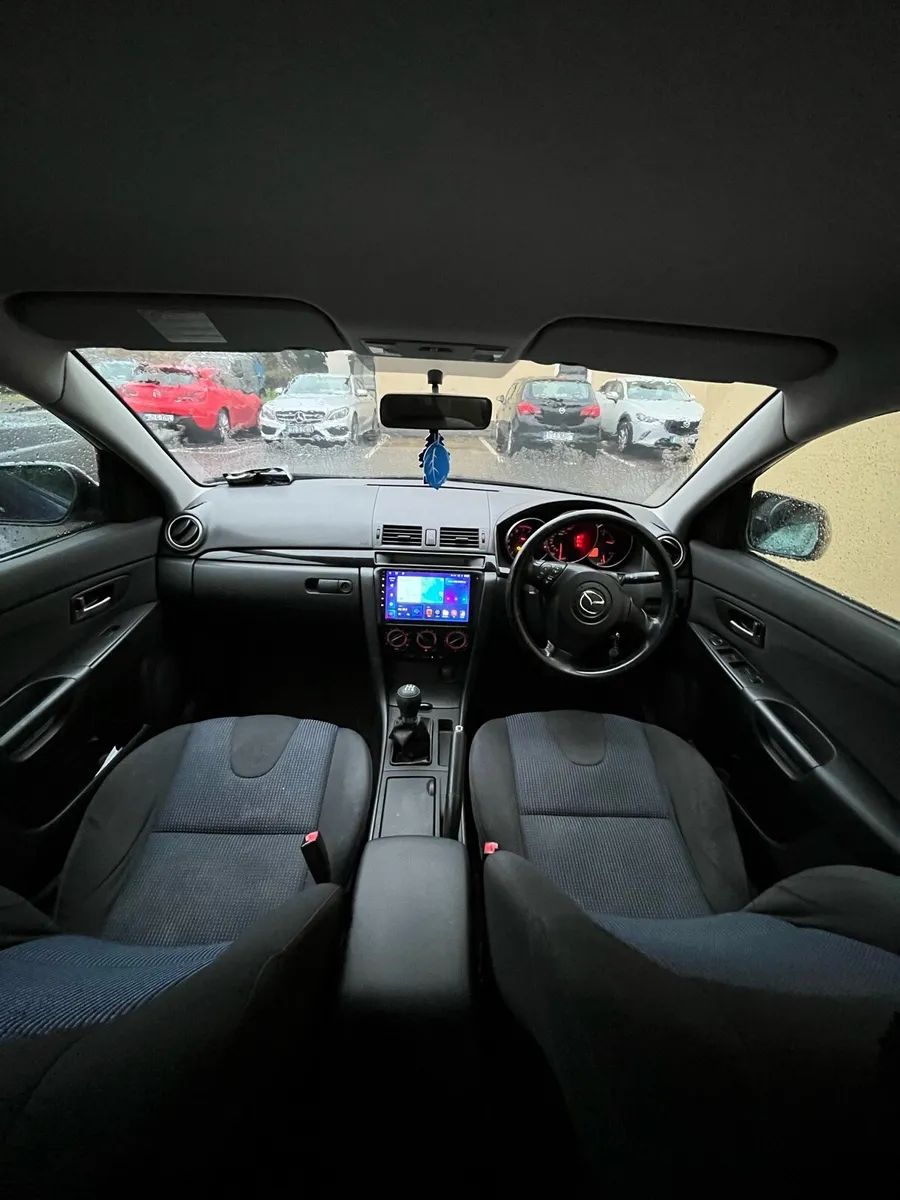 Mazda 3 2004 - Image 4