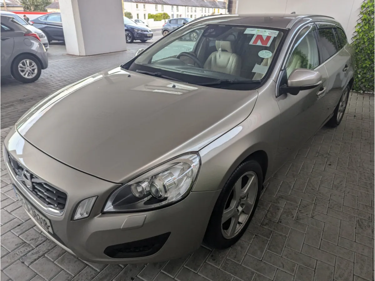 Volvo V60 1.6 T4 DBA-FB4164T - Image 3