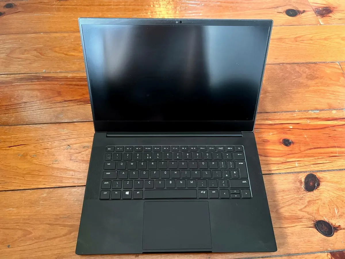 GAMING LAPTOP RAZER BLADE RYZEN 9 6900HX - Image 1