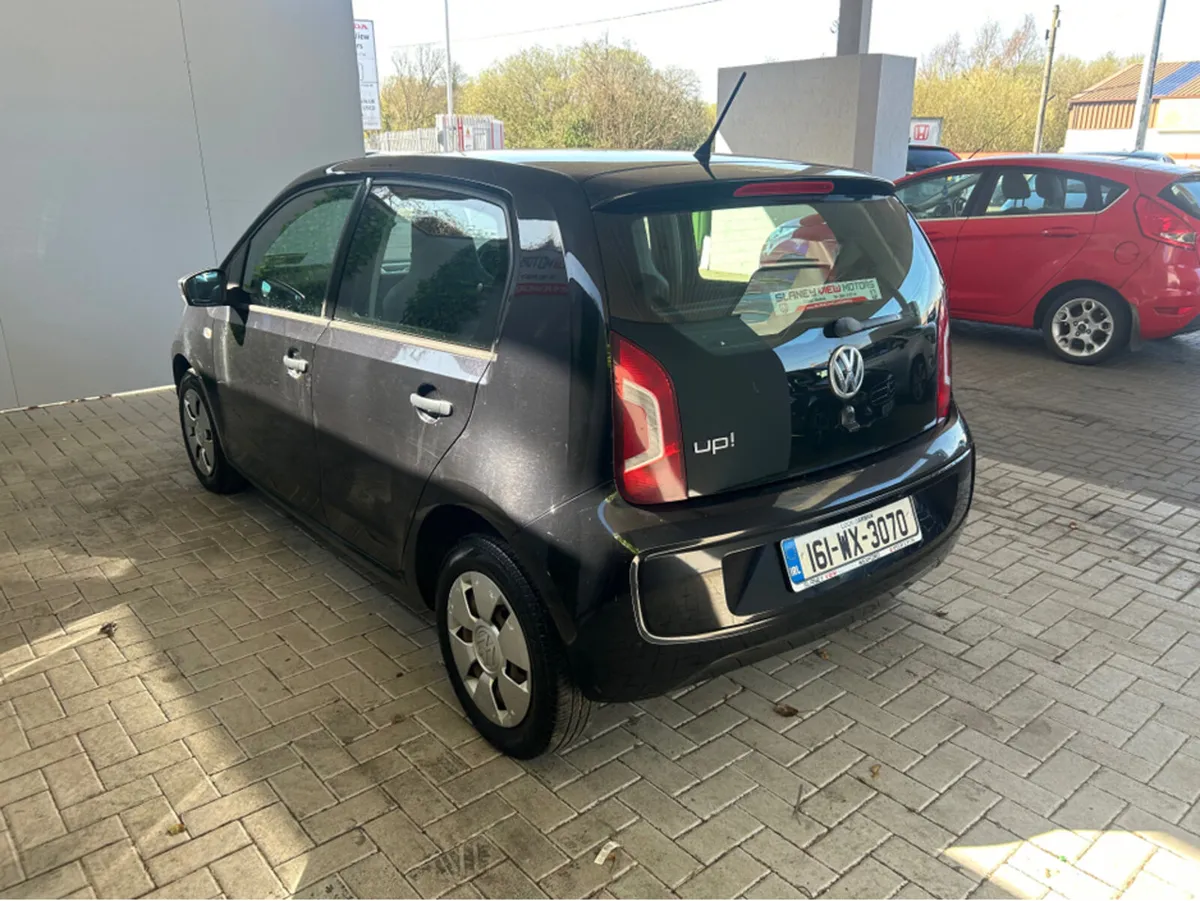 Volkswagen up! TAKE 1.0 MANUAL 5SPEED 75HP 5DR - Image 4
