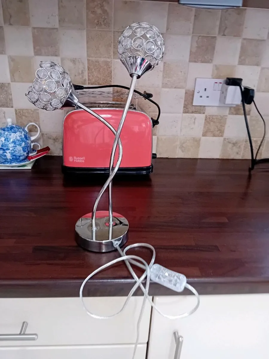TABLE LAMP AS NEW