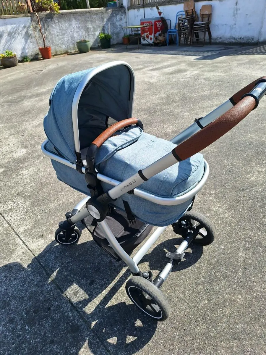 Panorama XT pram - Image 4