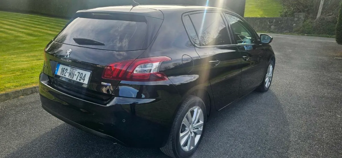 Peugeot 308 Diesel - Image 3