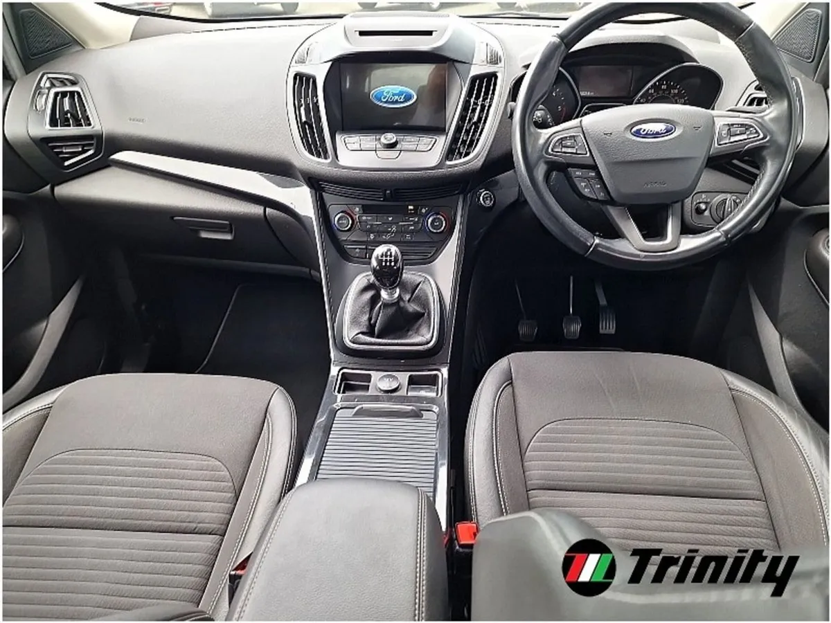 Ford Kuga 1.5tdci 120PS FWD Titanium Trinity Moto - Image 2