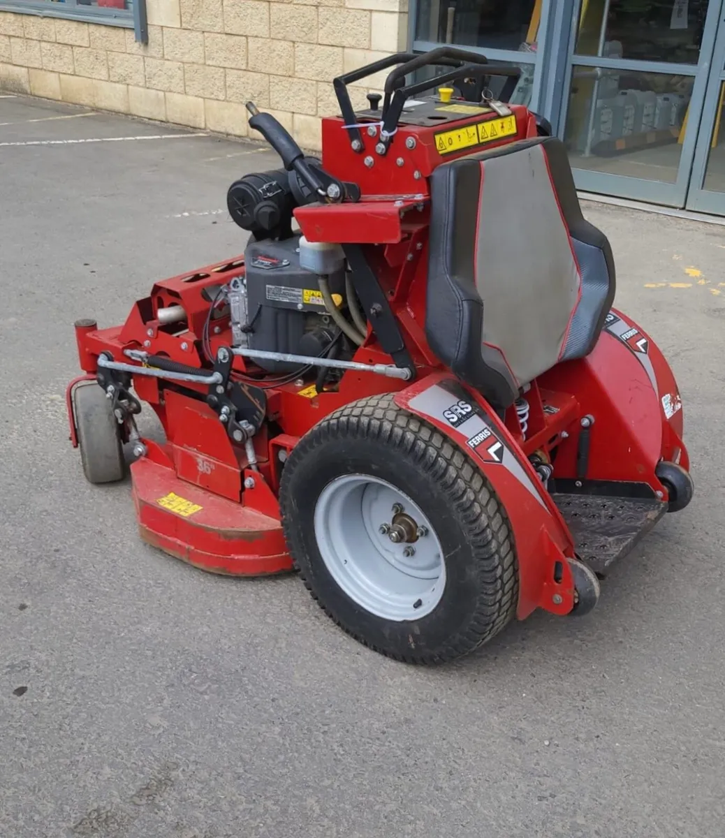 Ferris mower - Image 2