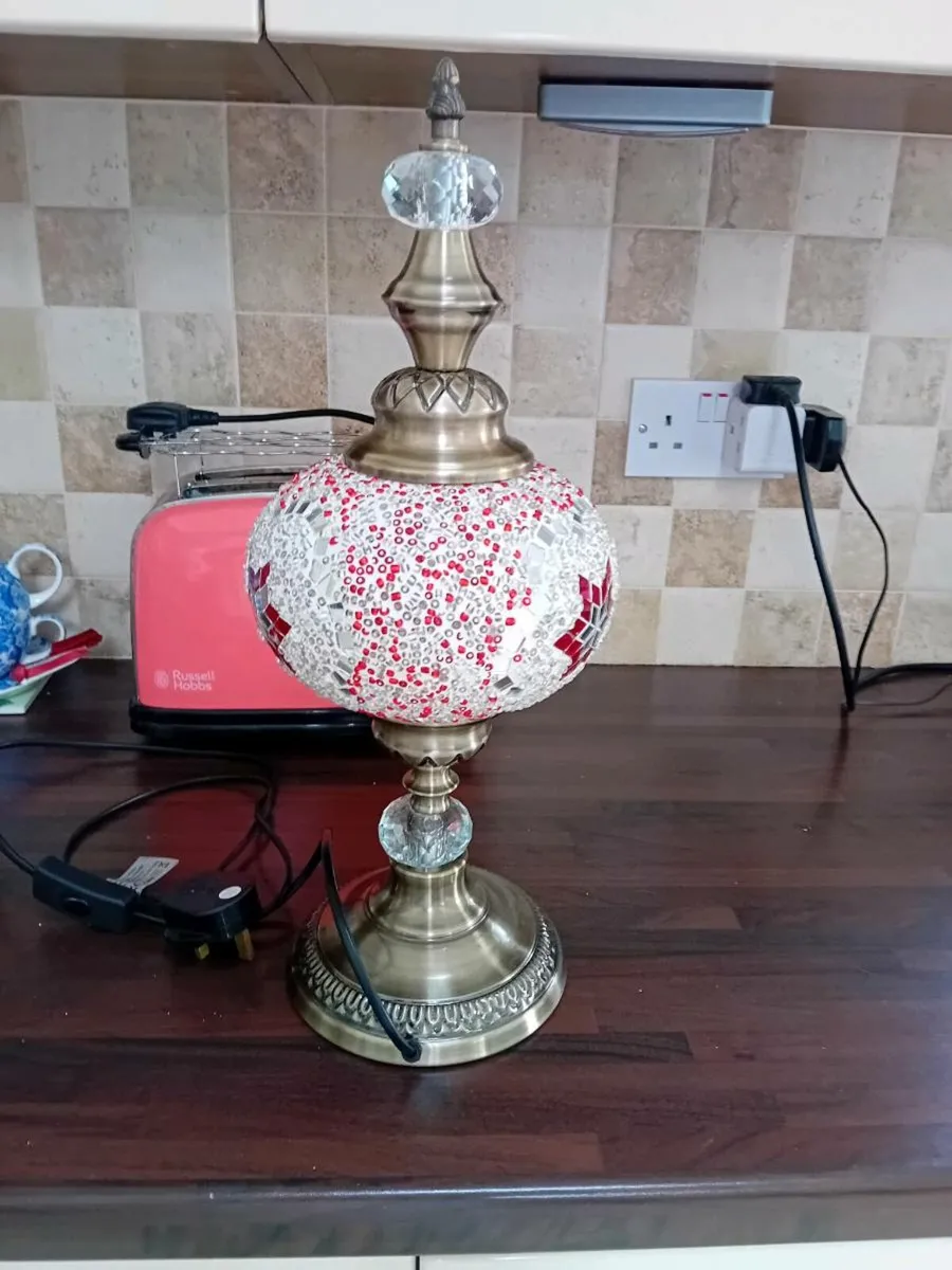 LOVELY MOSAIC TABLE LAMP