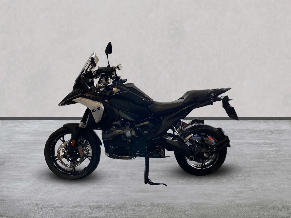 2024 BMW R1300GS TE with Extras! - Image 2