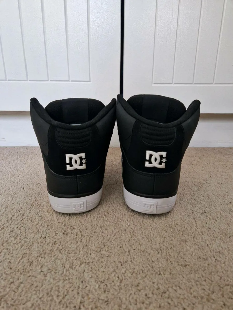 DC Pure High-Top Wc Shoes - Image 4