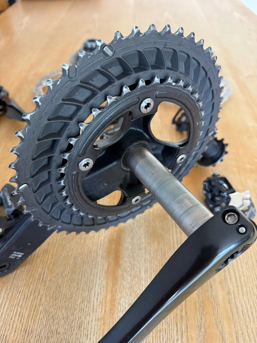 Shimano 105 mechanical groupset - Image 2
