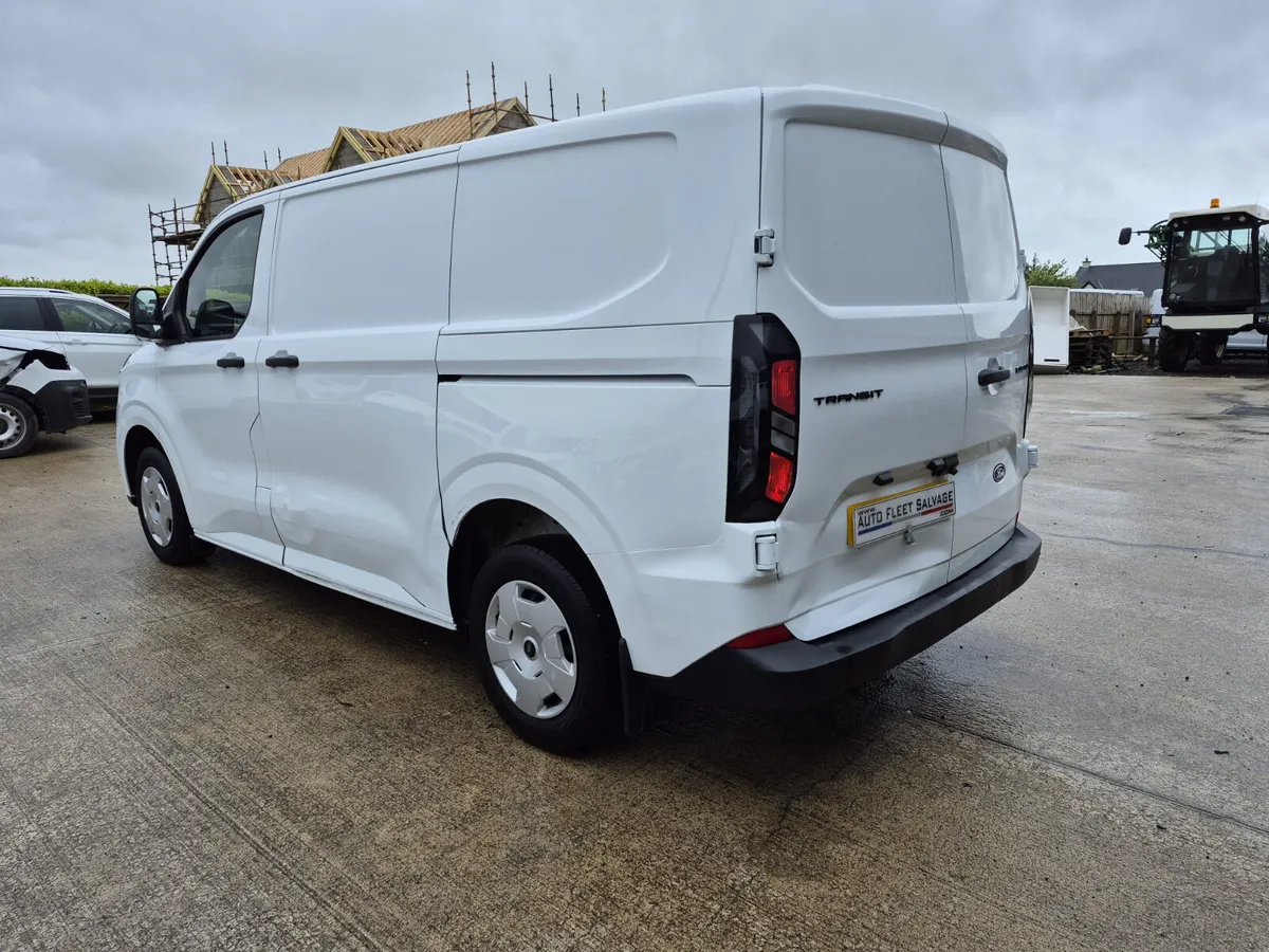 2024 CUSTOM TREND 2.0 TDCI 140 BHP - Image 4
