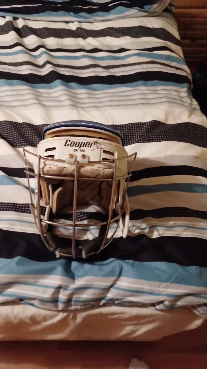 Cooper hurling helmet - Image 1