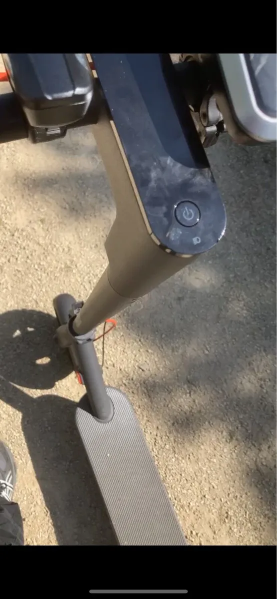 Xiaomi Electric Scooter 4  Pro - Image 4
